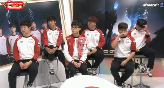 NAVI 击败 FaZe，确保在 IEM Cologne 2025 中获得季后赛名额