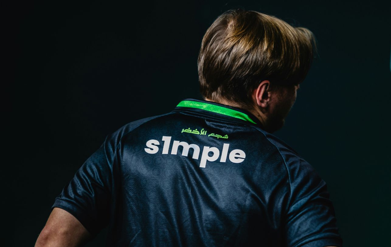 LPL春季赛裁判报告：iG迟到、JackeyLove外设电量不达标被处罚